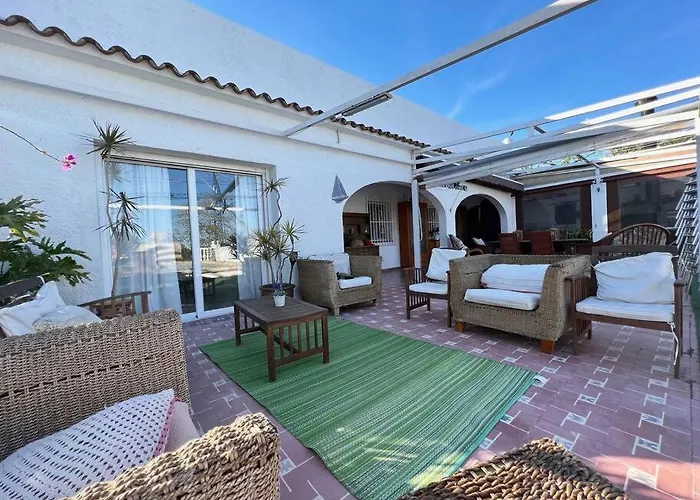 Corralets Holiday home *